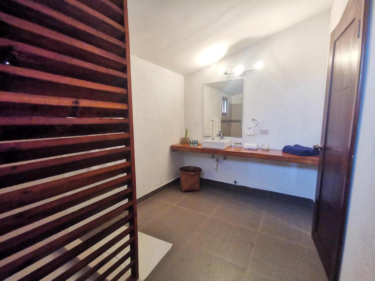 Gatun Lake Lodge Hotel Pueblo Nuevo  外观 照片