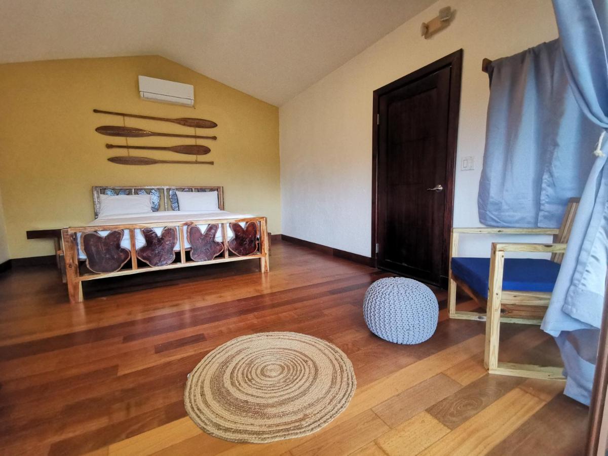 Gatun Lake Lodge Hotel Pueblo Nuevo  外观 照片
