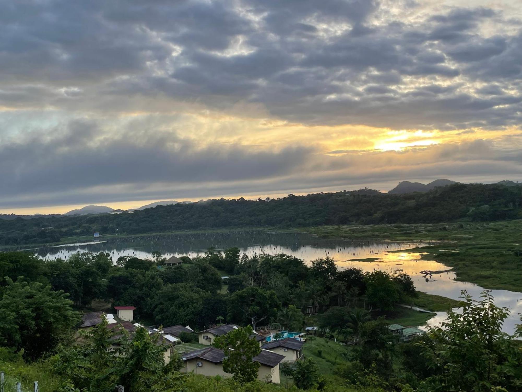 Gatun Lake Lodge Hotel Pueblo Nuevo  外观 照片