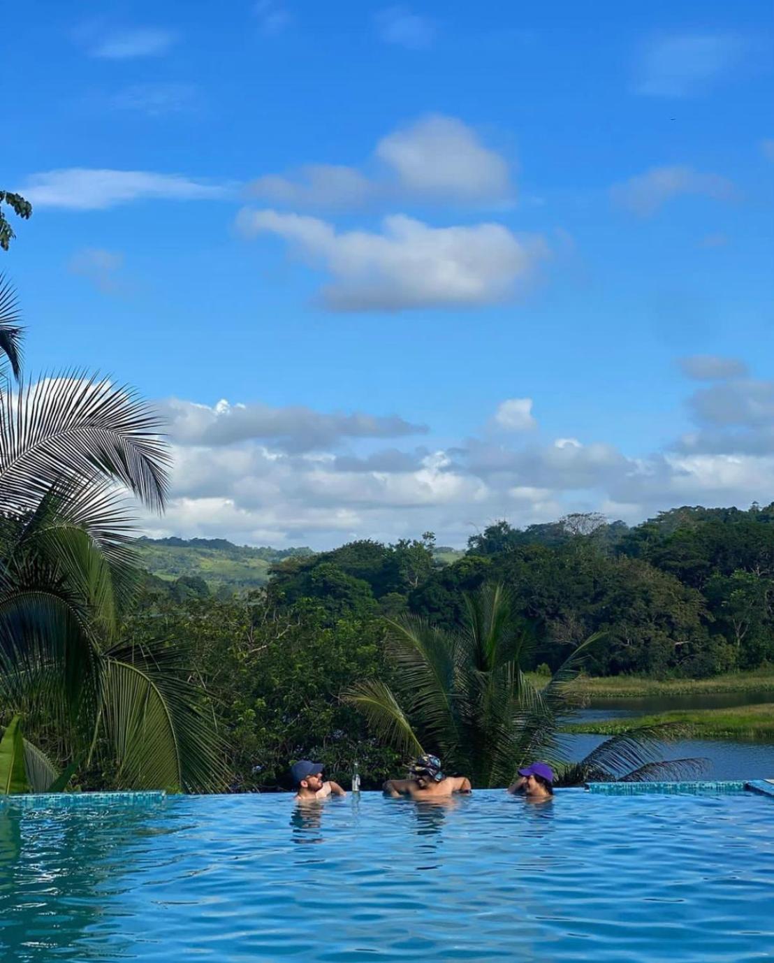 Gatun Lake Lodge Hotel Pueblo Nuevo  外观 照片